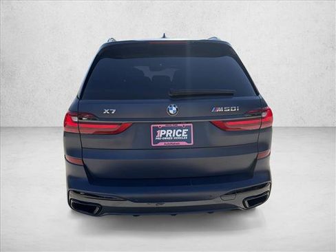 Used 2022 BMW X7 M50i AWD/4WD image 4
