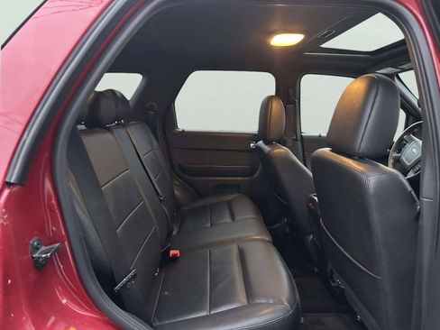 Used 2011 Ford Escape Limited w/ 302A Rapid Spec Order Code FWD image 16