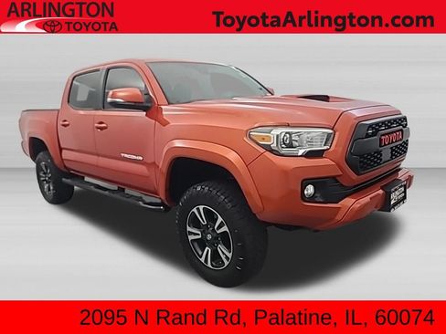Used 2018 Toyota Tacoma TRD Sport w/ Technology Package AWD/4WD image 1