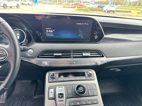 Used 2022 Hyundai Palisade Calligraphy image 24