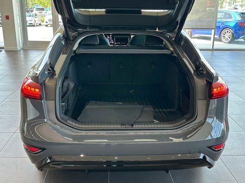 New 2025 Audi A6 e-tron Premium Plus image 16