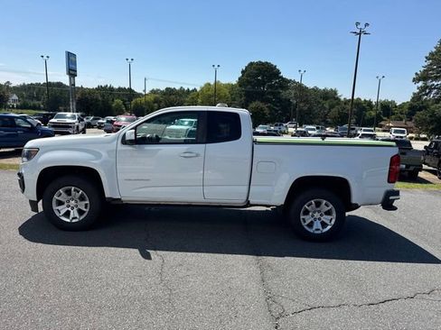 Used 2022 Chevrolet Colorado LT w/ Fleet Safety Package RWD image 4