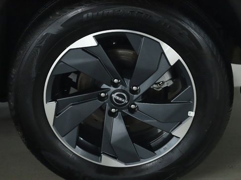 Certified 2026 Nissan Rogue SV w/ Cold Weather Package image 39