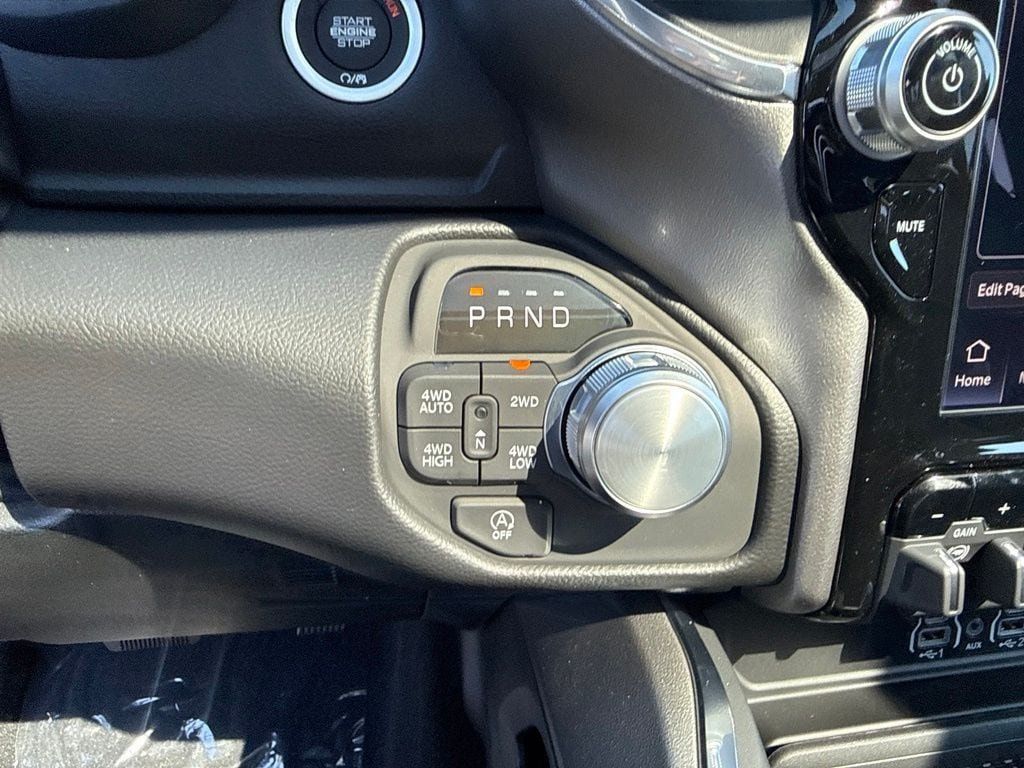 New 2027 RAM 1500 Laramie w/ Night Edition AWD/4WD image 14