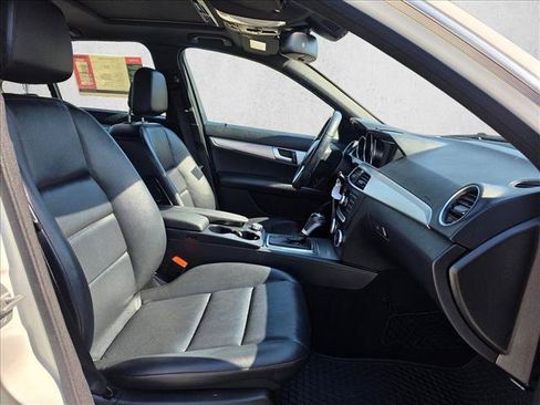 Used 2013 Mercedes-Benz C 300 4MATIC Sedan image 11