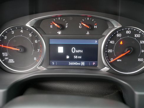 Used 2023 GMC Acadia SLT w/ Preferred Package image 21