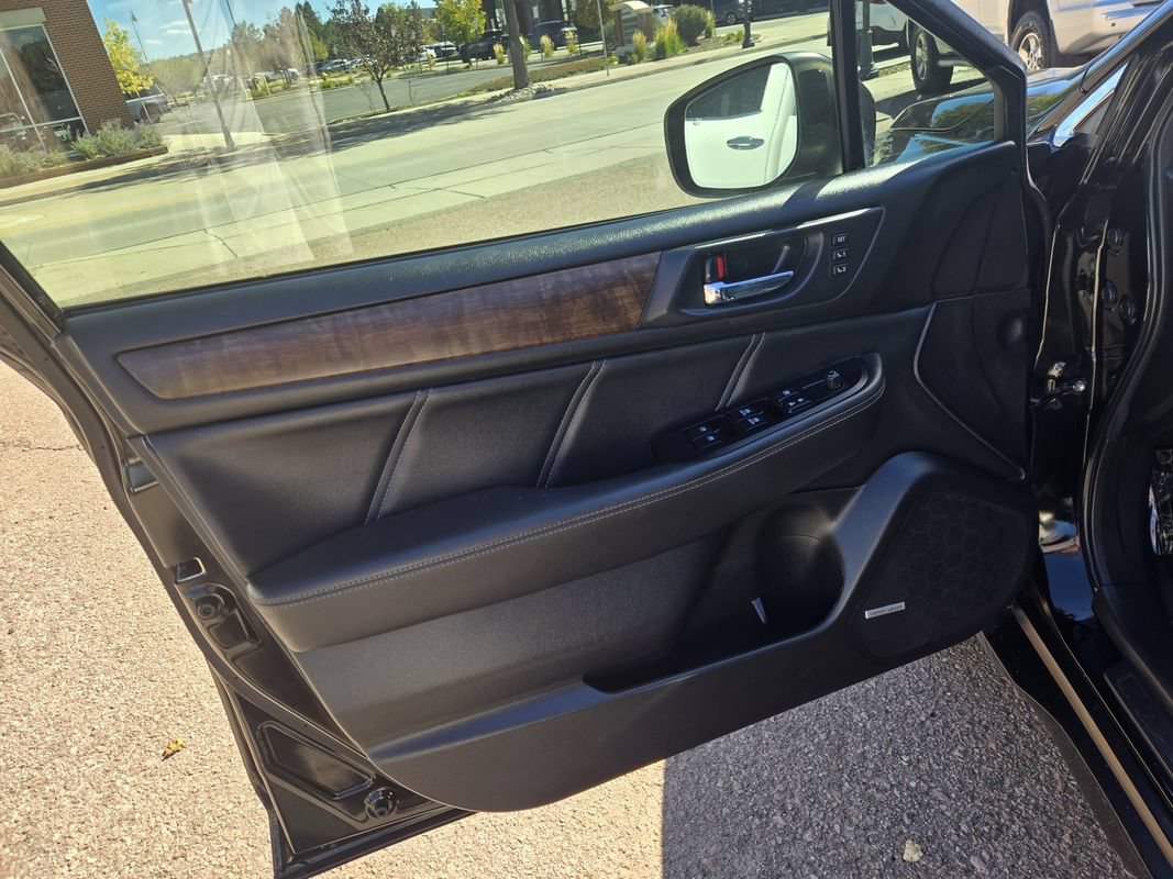 Used 2018 Subaru Outback 2.5i Limited AWD/4WD image 15
