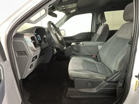 Used 2023 Ford F150 XLT AWD/4WD image 11