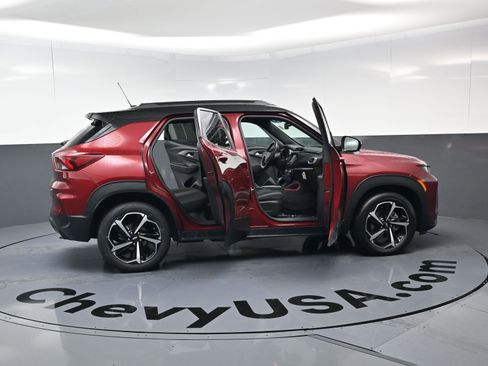 Certified 2023 Chevrolet TrailBlazer RS w/ Convenience Package image 25