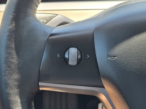 Used 2022 Tesla Model 3 Performance AWD/4WD image 26