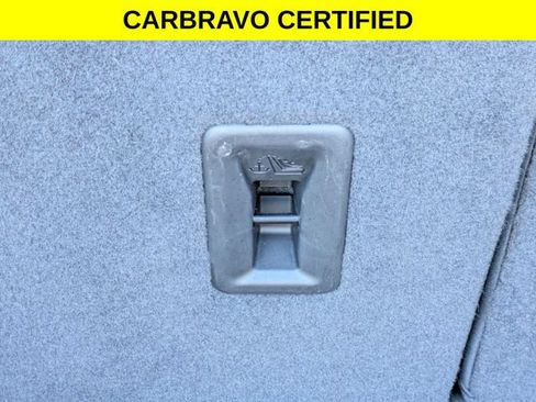 Certified 2023 Chevrolet Equinox Premier FWD image 29