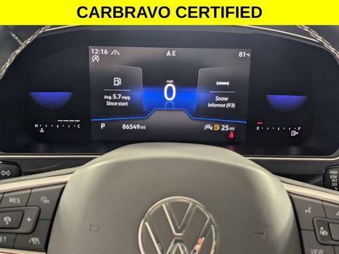 Used 2022 Volkswagen Tiguan SE AWD/4WD image 18