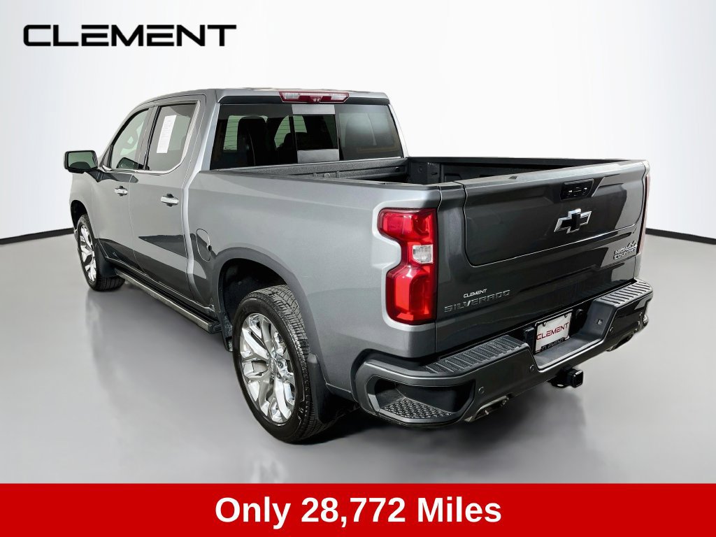 Used 2022 Chevrolet Silverado 1500 High Country w/ Technology Package AWD/4WD image 9
