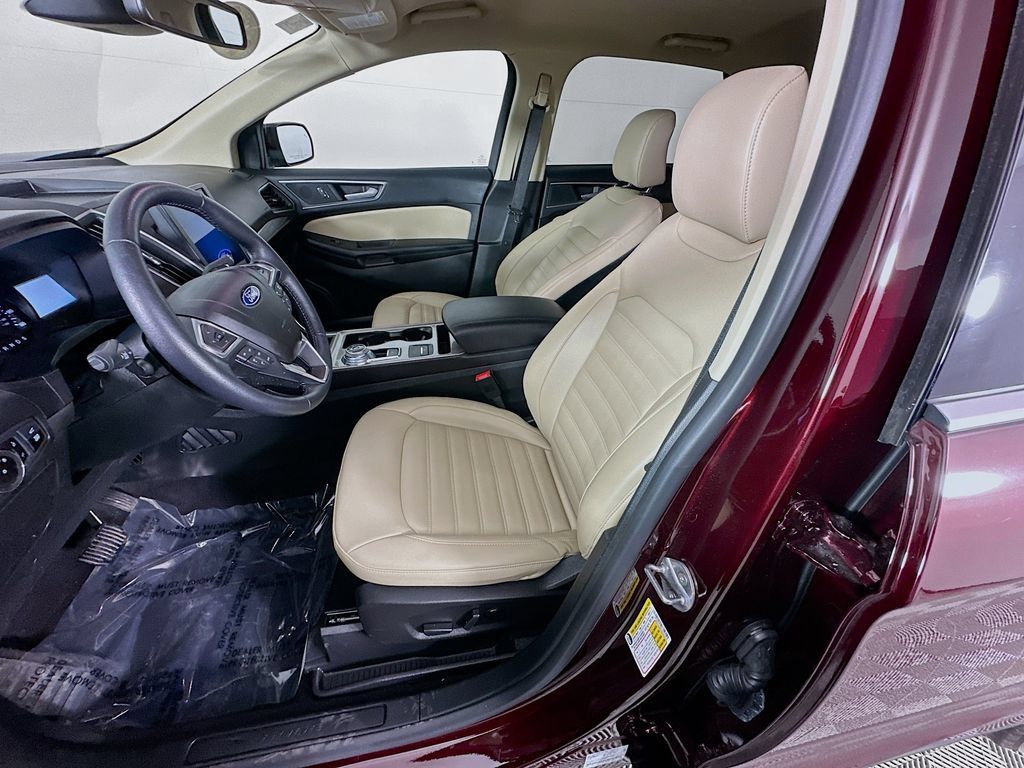 Used 2023 Ford Edge SEL w/ Convenience Package AWD/4WD image 28