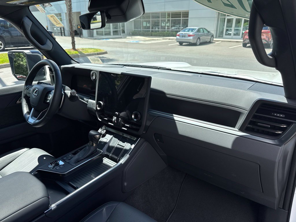 Certified 2024 Lexus GX 550 AWD/4WD image 19