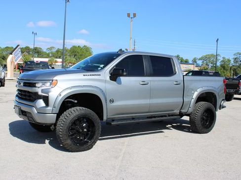 Used 2024 Chevrolet Silverado 1500 RST w/ Convenience Package II AWD/4WD image 5
