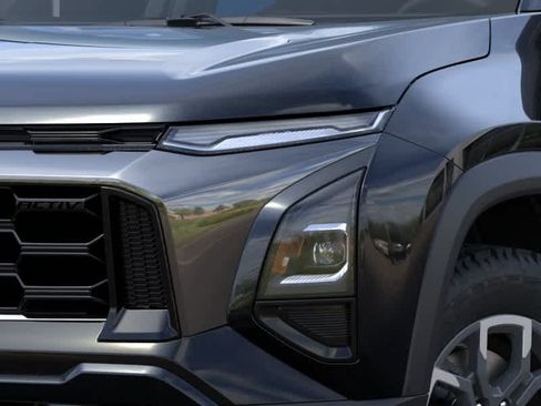 New 2026 Chevrolet Equinox ACTIV FWD image 10