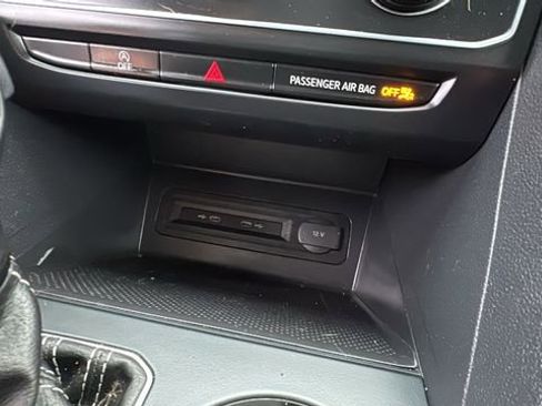 Used 2021 Volkswagen Atlas SE image 21