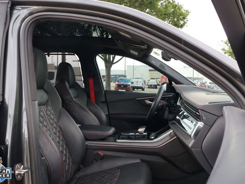 Used 2025 Audi SQ7 Prestige w/ Prestige Package AWD/4WD image 34