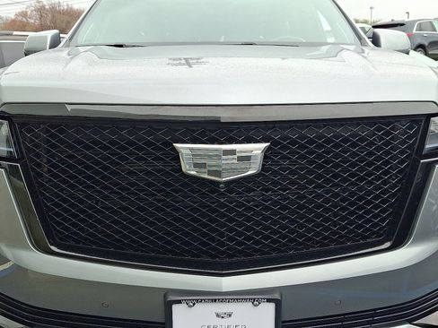 Certified 2023 Cadillac Escalade ESV Sport Platinum w/ LPO, ONYX Package AWD/4WD image 10
