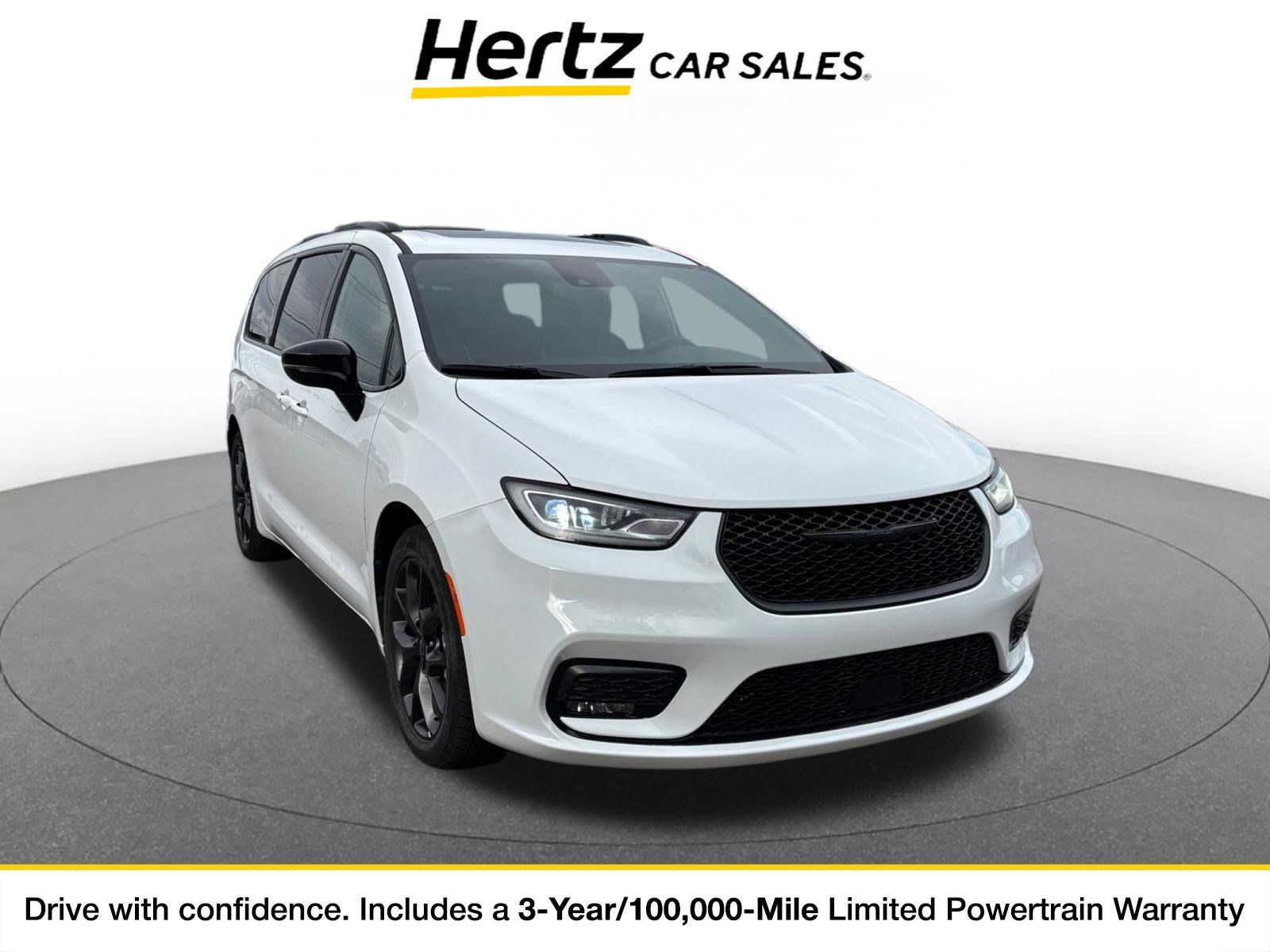 Used 2025 Chrysler Pacifica Limited FWD image 1