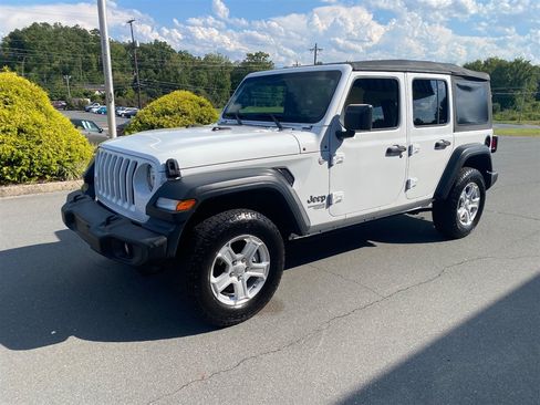 Used 2019 Jeep Wrangler Unlimited Sport S AWD/4WD image 4