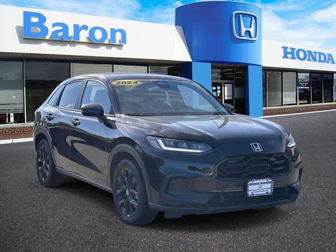 Used 2024 Honda HR-V Sport image 1