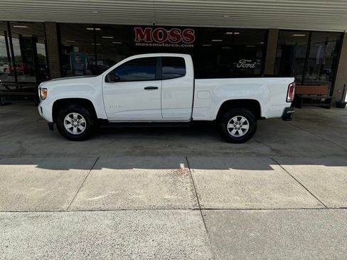 Used 2020 GMC Canyon W/T w/ Convenience Package RWD image 7