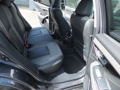 Used 2023 Subaru Outback Onyx Edition image 14