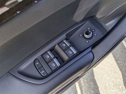 Used 2019 Audi Q5 2.0T Premium Plus w/ Premium Plus Package image 12