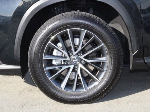 Certified 2024 Lexus NX 250 FWD image 4