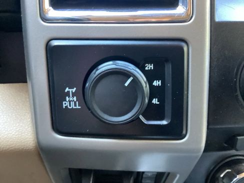 Used 2017 Ford F350 Lariat w/ Lariat Value Package image 56