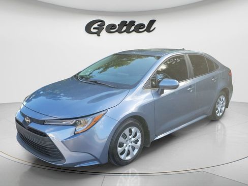 Certified 2025 Toyota Corolla LE FWD image 1