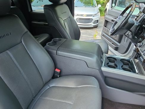 Used 2016 Ford F250 Platinum AWD/4WD image 31