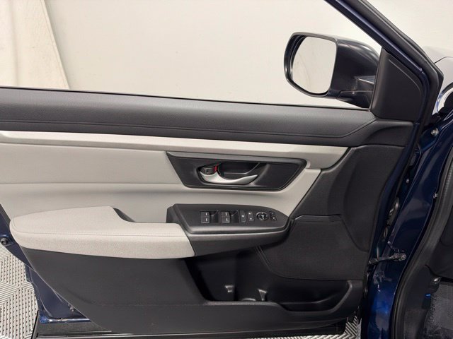Used 2017 Honda CR-V LX image 14