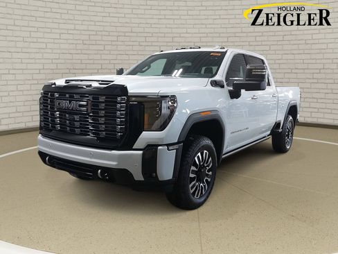 New 2026 GMC Sierra 2500 Denali Ultimate AWD/4WD image 1