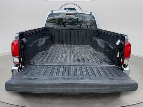Used 2021 Toyota Tacoma SR5 image 17