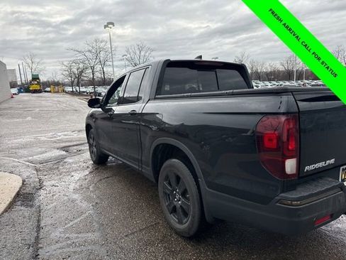 Used 2018 Honda Ridgeline Black Edition image 5