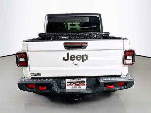 Used 2022 Jeep Gladiator Rubicon w/ LED Lighting Group AWD/4WD image 6