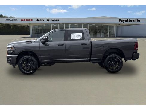 New 2026 RAM 2500 Big Horn AWD/4WD image 5