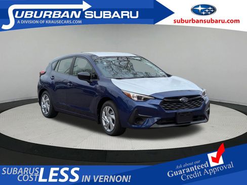 Certified 2025 Subaru Impreza 2.0i image 1