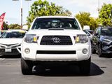 Used 2011 Toyota Tacoma PreRunner image 2