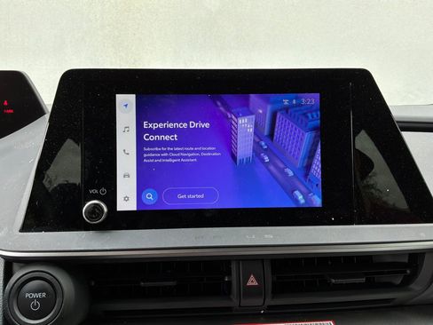 Used 2025 Toyota Prius LE image 28