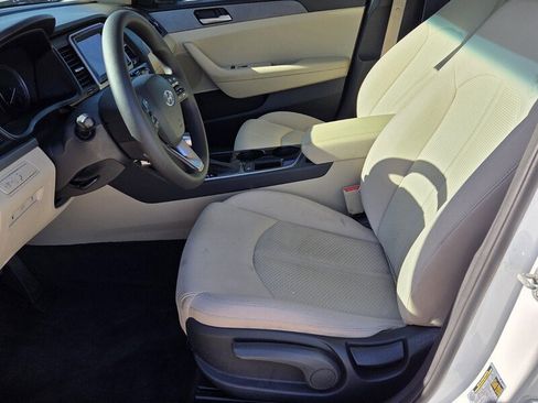 Used 2018 Hyundai Sonata SE image 9