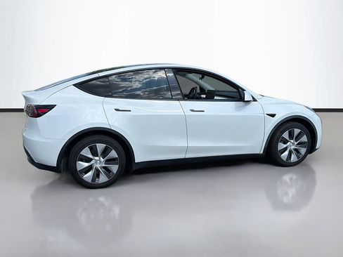 Used 2021 Tesla Model Y Long Range AWD/4WD image 4