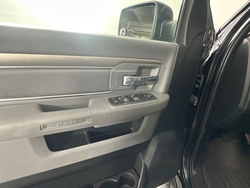 Used 2018 RAM 1500 Big Horn image 18