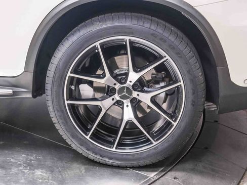 Certified 2021 Mercedes-Benz GLC 43 AMG 4MATIC image 9