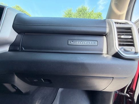 Used 2020 RAM 1500 Laramie AWD/4WD image 21