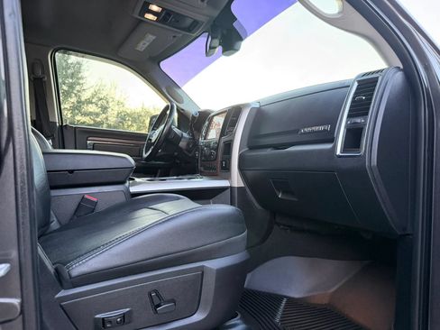 Used 2018 RAM 2500 Laramie AWD/4WD image 30