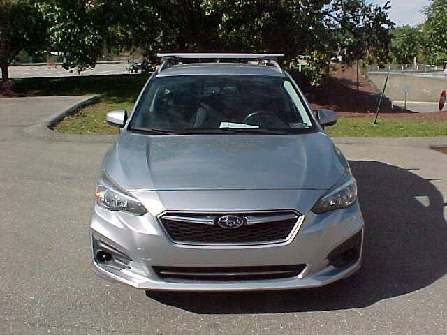 Used 2017 Subaru Impreza 2.0i Premium AWD/4WD image 3